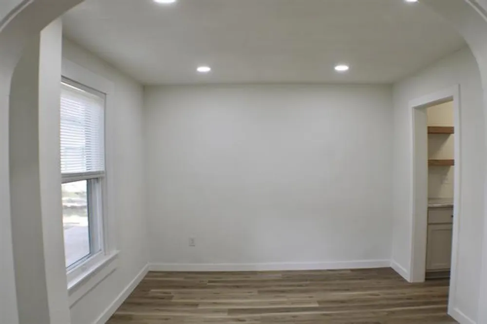 410 Belvedere Dr, Beaumont, TX 77706