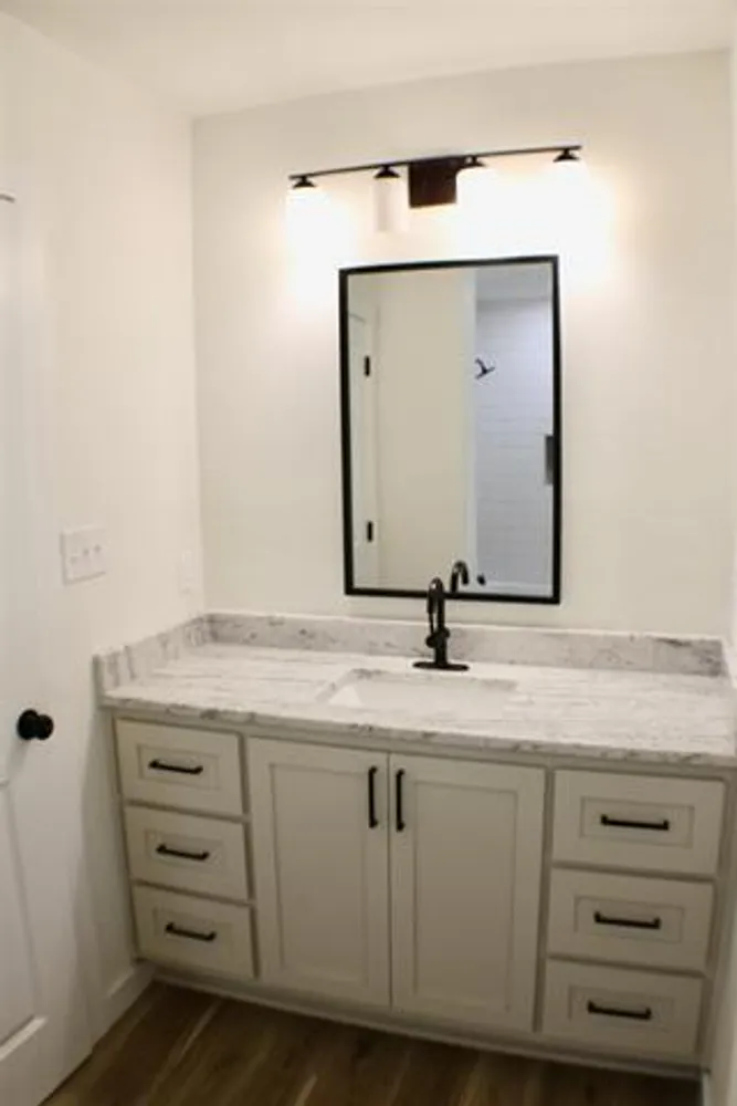 410 Belvedere Dr, Beaumont, TX 77706
