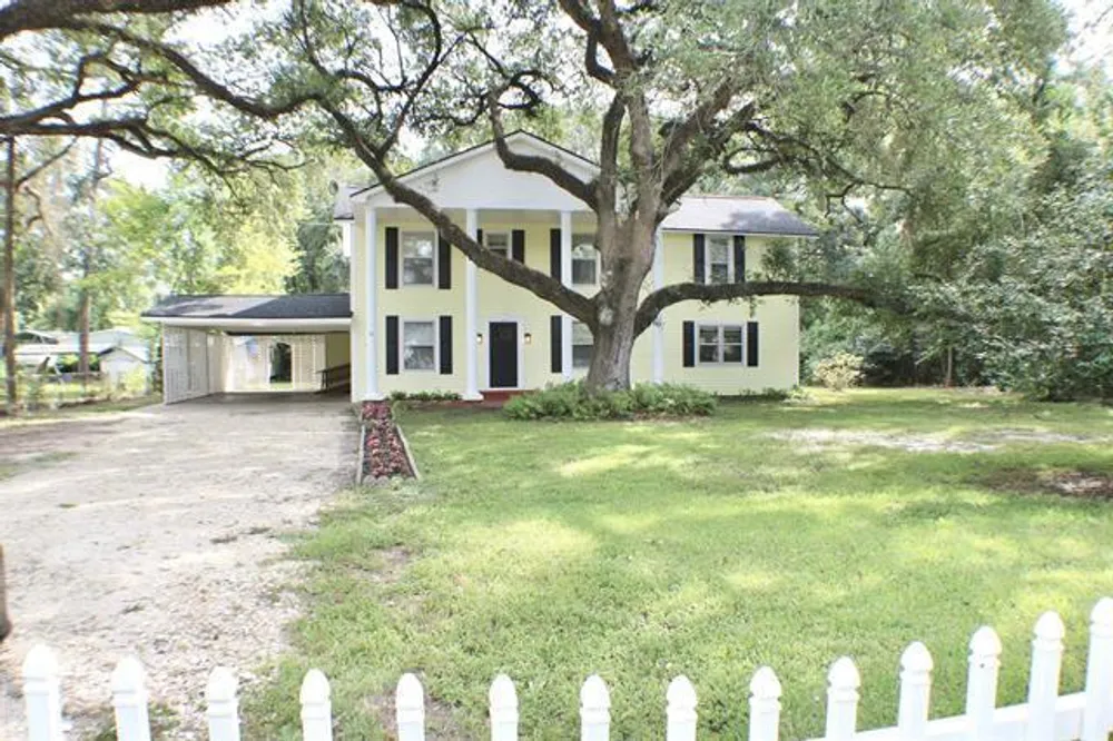 410 Belvedere Dr, Beaumont, TX 77706