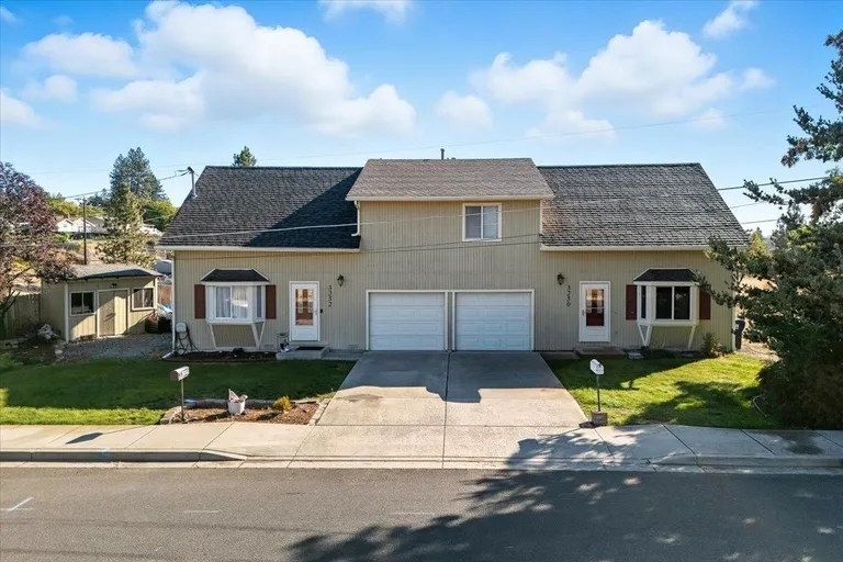 3250 N Ash Pl, Spokane, WA 99205