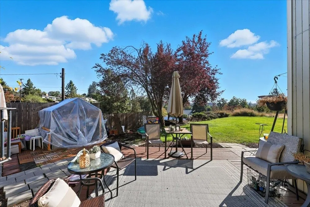 3250 N Ash Pl, Spokane, WA 99205