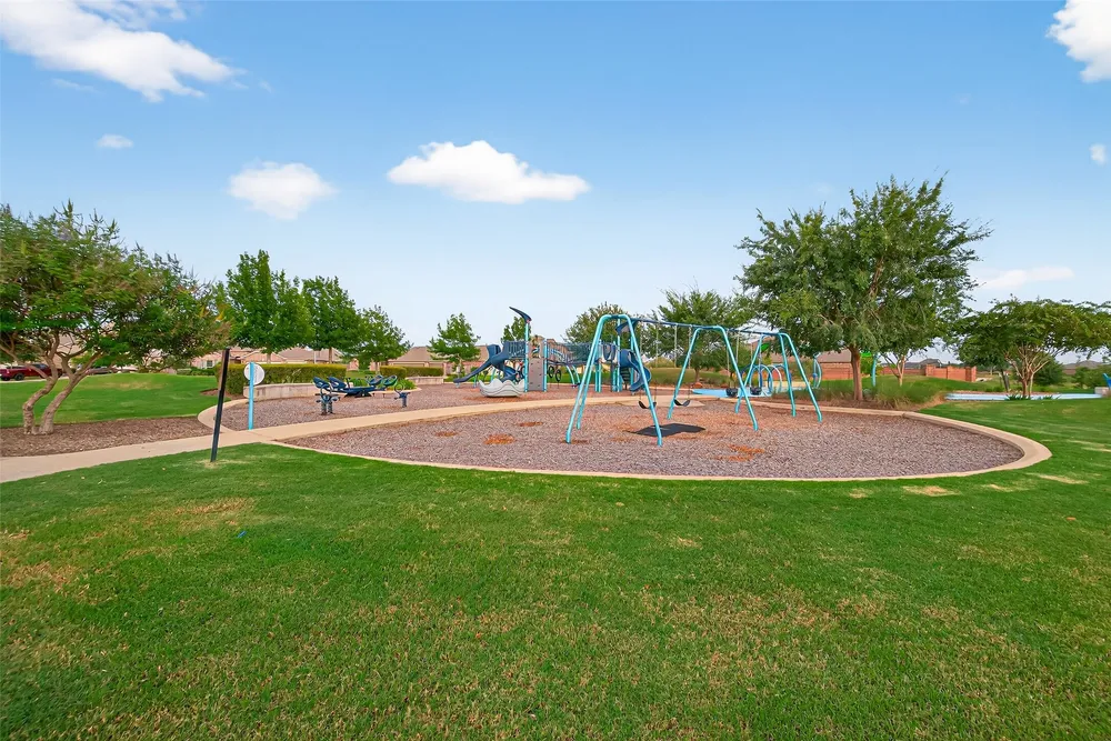 31634 Rosebud Valley Ln, Hockley, TX 77447