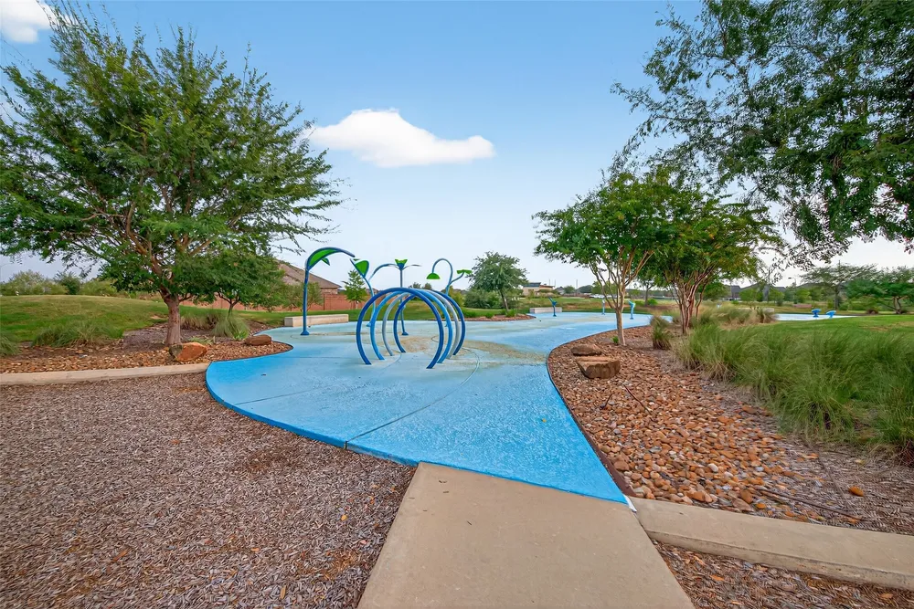 31634 Rosebud Valley Ln, Hockley, TX 77447