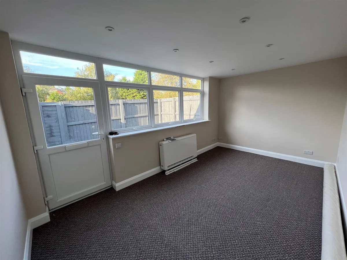 26E LAURIEKNOWE VILLA, ASFORDBY ROAD, MELTON MOWBRAY