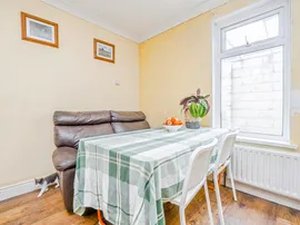 Claude Place, Roath, Cardiff thumb 3