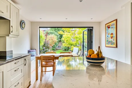 Fengates Road, Redhill, RH1