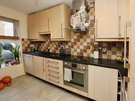 Marlin Close, Gosport thumb 3
