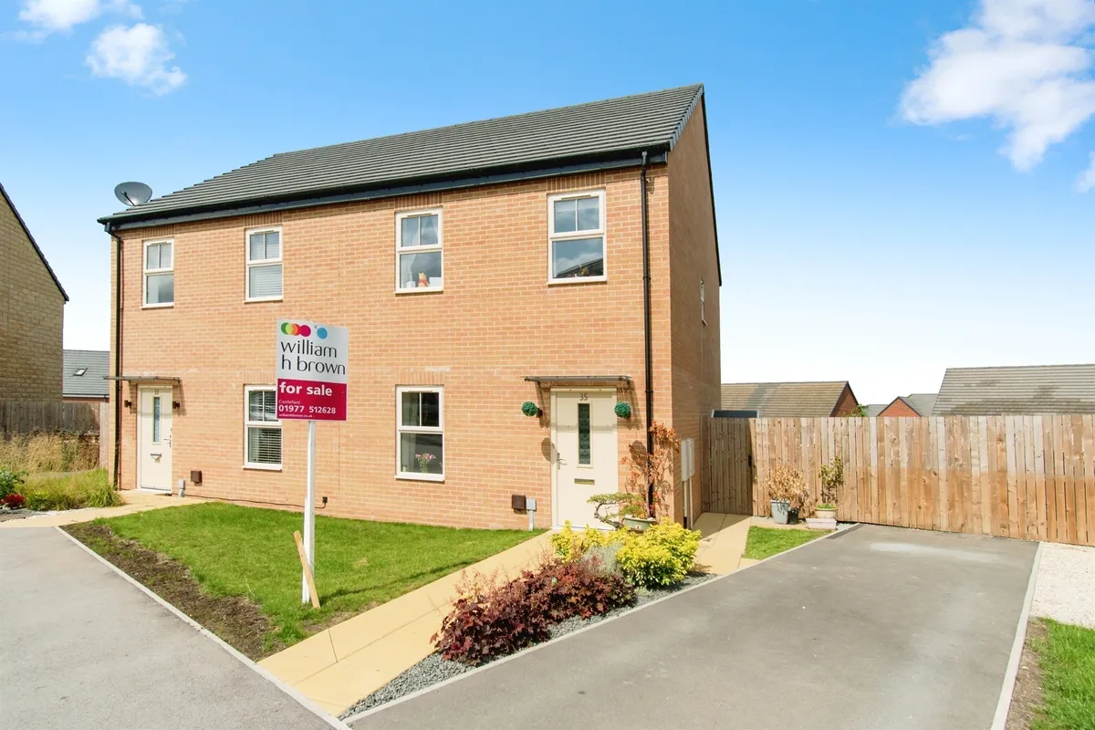 Ledger Way, CASTLEFORD