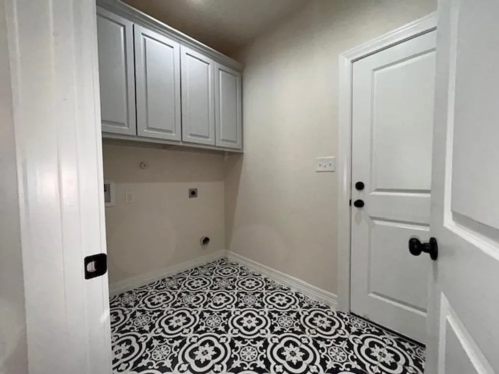 8525 Sana Drive, TX 77713