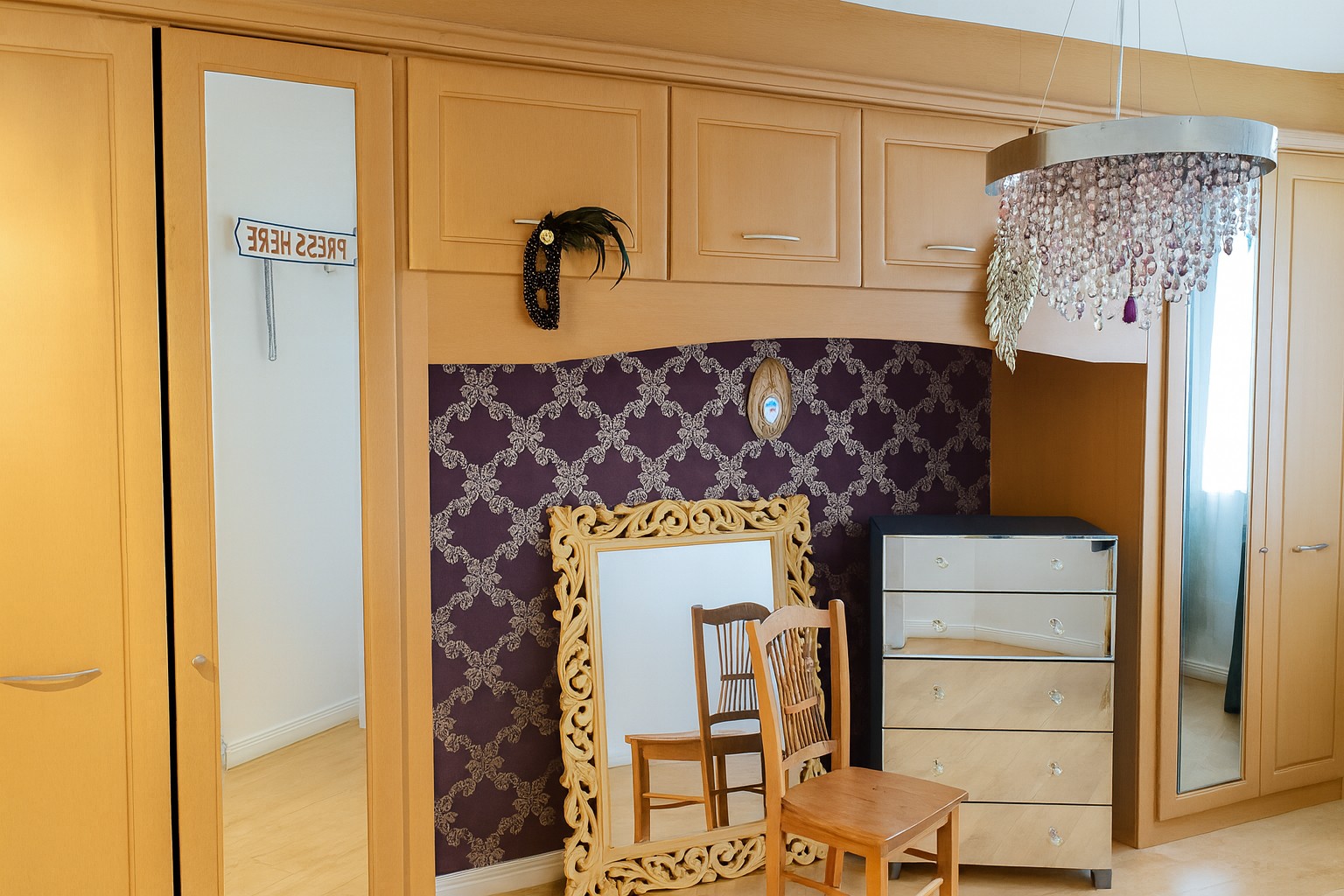 Two Bedroom Flat  For sale  Princess Park Manor  Friern Barnet  N11 Image 3