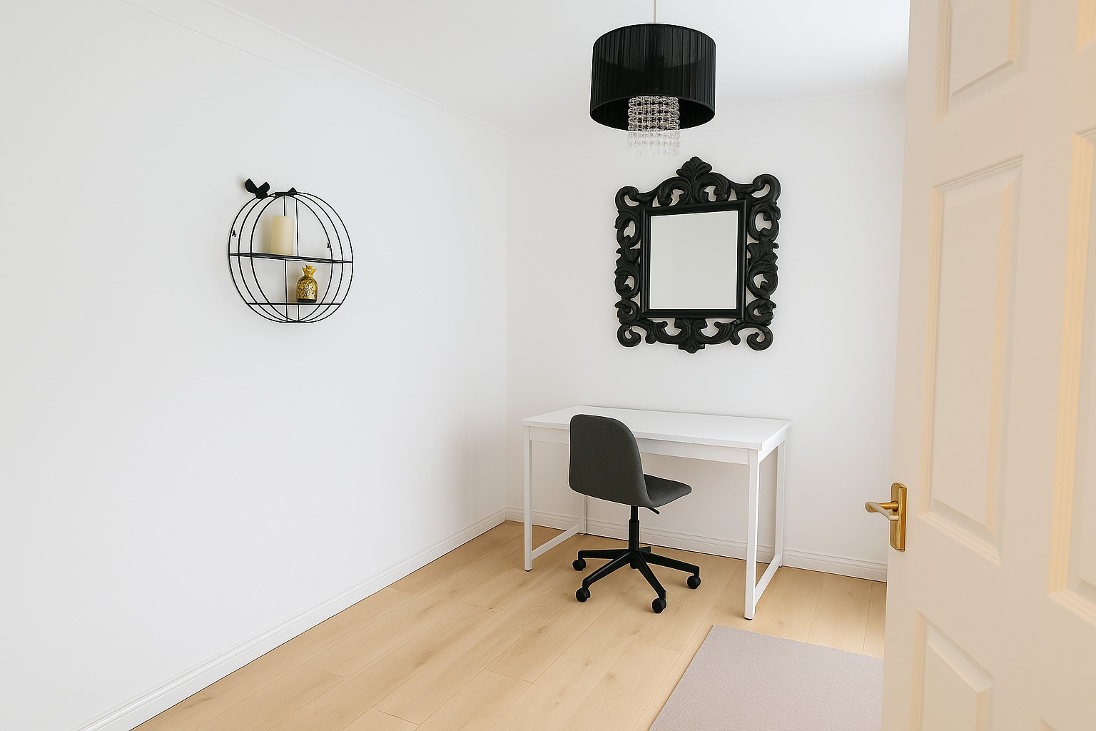 Two Bedroom Flat  For sale  Princess Park Manor  Friern Barnet  N11 Image 4