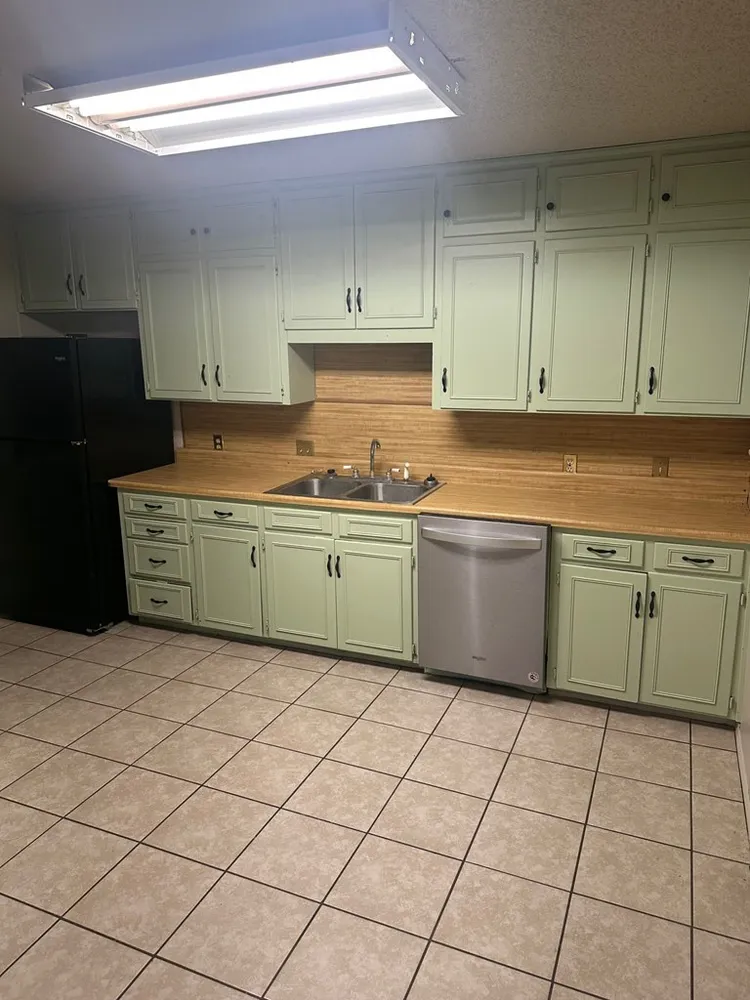 15 E 23rd St, San Angelo, TX 76903
