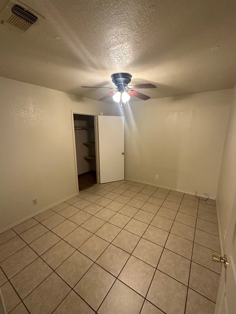 15 E 23rd St, San Angelo, TX 76903