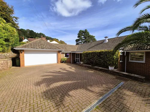 Martlet Road, Mineheadphoto