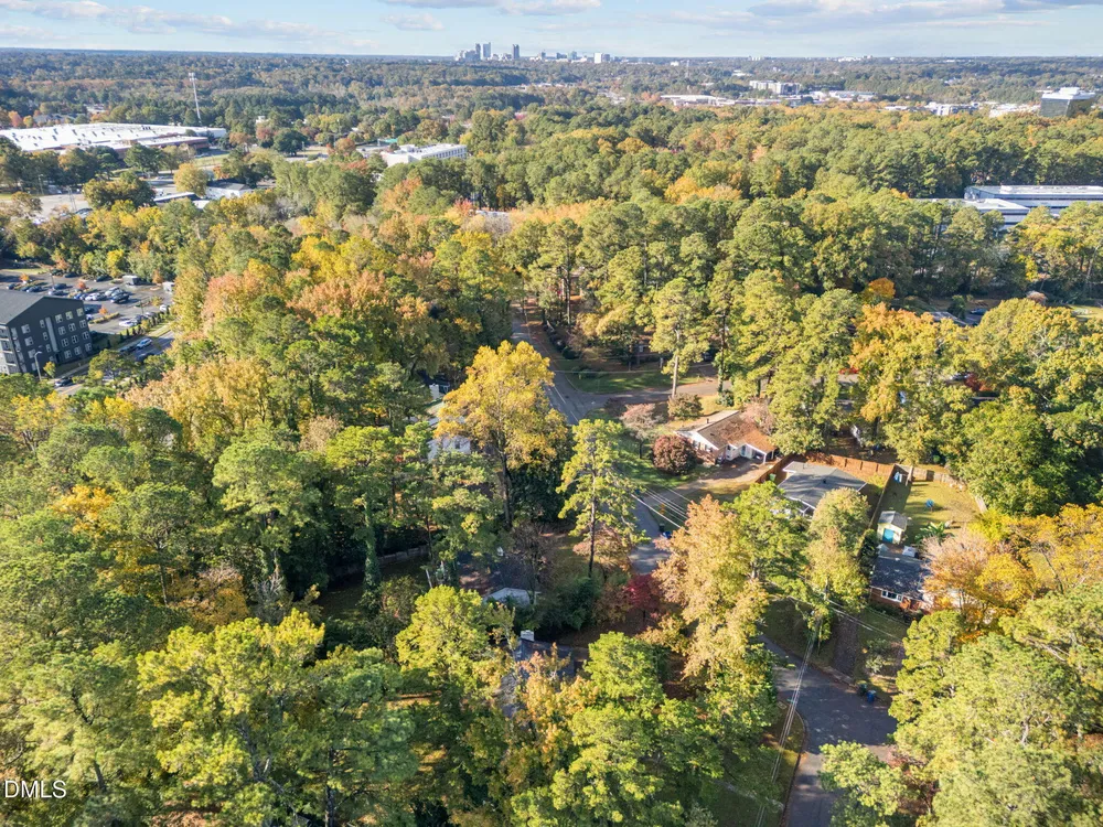 2950 Glenridge Dr, Raleigh, NC 27604