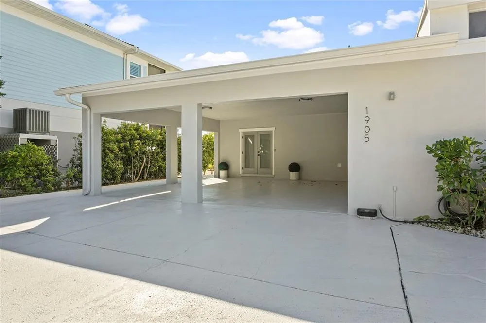 1905 4th St W, Palmetto, FL 34221