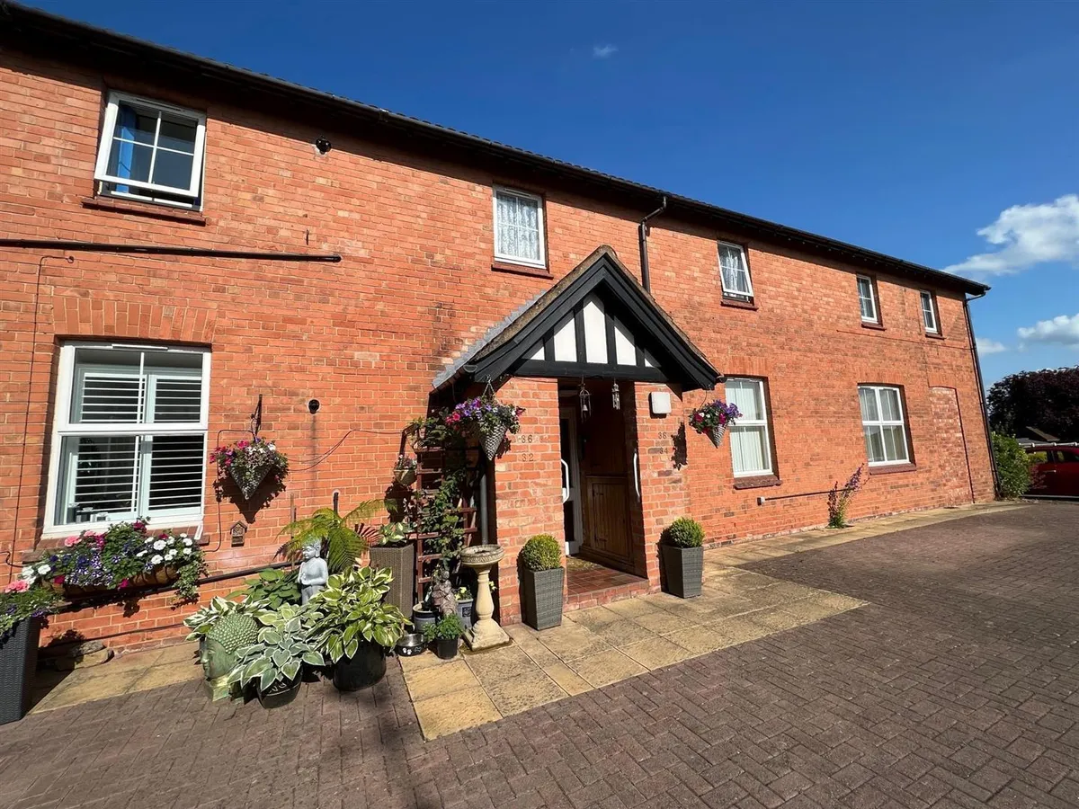 NORTHFIELD CLOSE, MELTON MOWBRAY