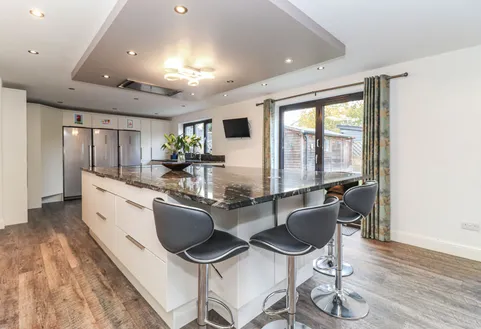 Five Acres, Kings Langley, WD4