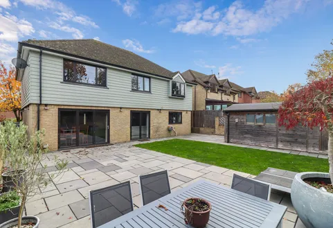 Five Acres, Kings Langley, WD4