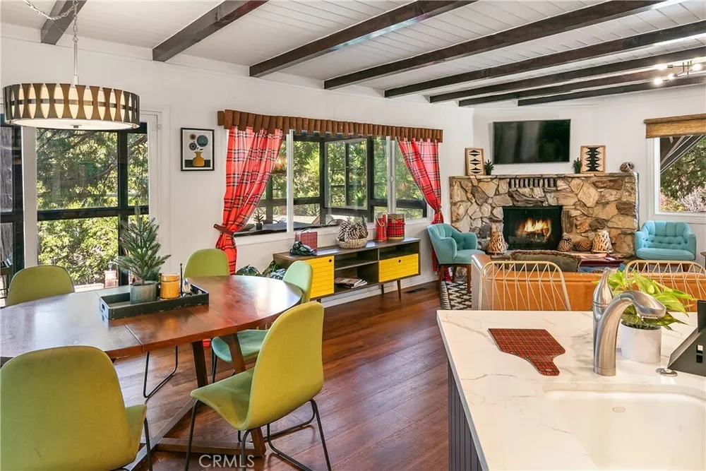 27558 W Shore Rd, Lake Arrowhead, CA 92352
