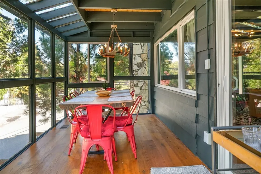 27558 W Shore Rd, Lake Arrowhead, CA 92352
