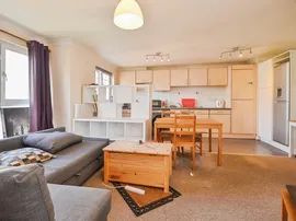 Sun Gardens, Thornaby, Stockton-On-Tees thumb 2