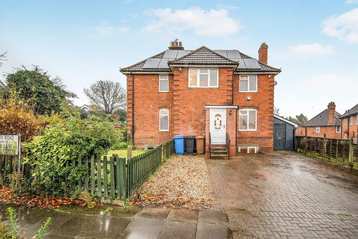 Geneva Road, Ipswich