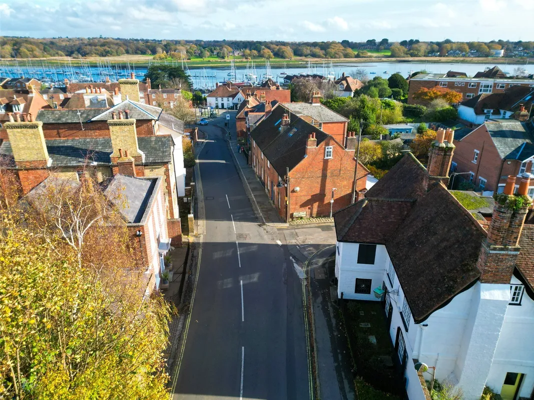 High Street, Hamble, Southampton, Hampshire, SO31