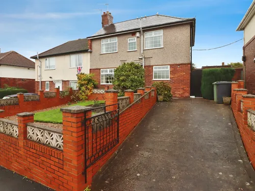 Elm Street, Hollingwood, CHESTERFIELDphoto