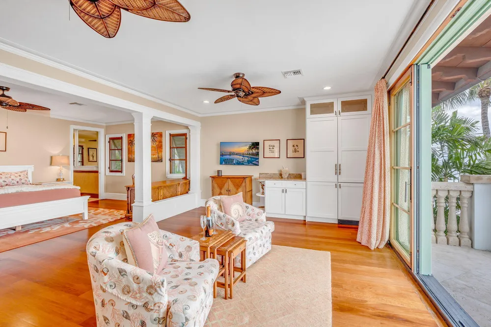 205 15th Circle, Key Colony Beach, FL 33051