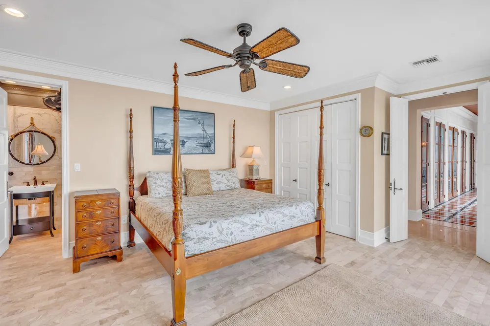 205 15th Circle, Key Colony Beach, FL 33051