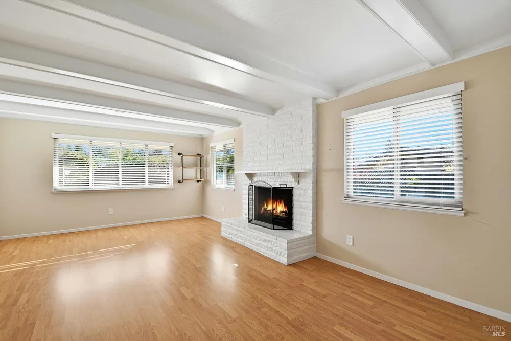 442 Las Casitas, Santa Rosa, CA 95403