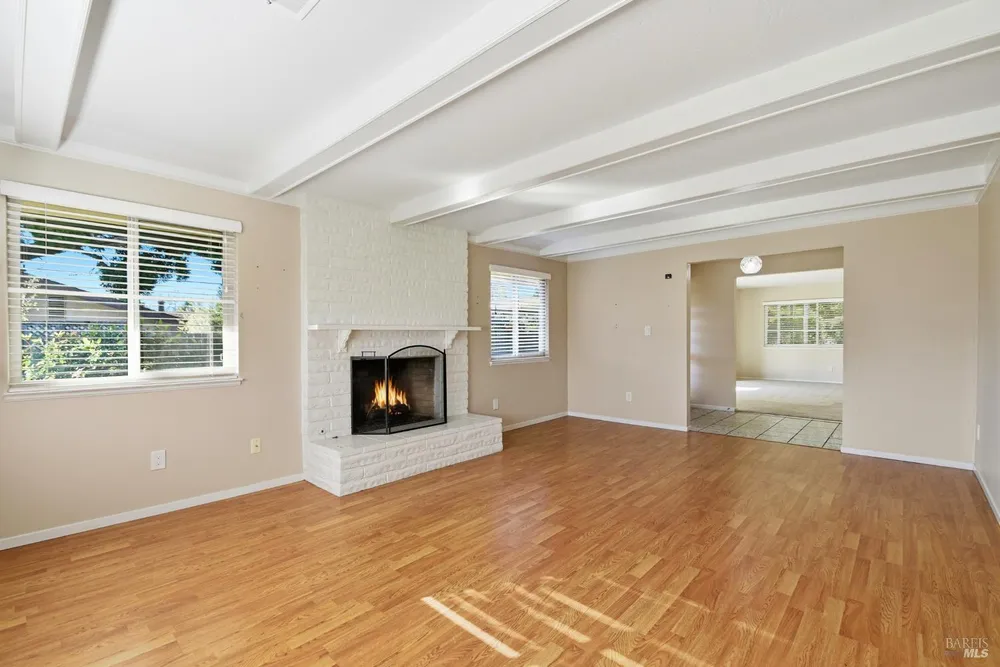 442 Las Casitas, Santa Rosa, CA 95403