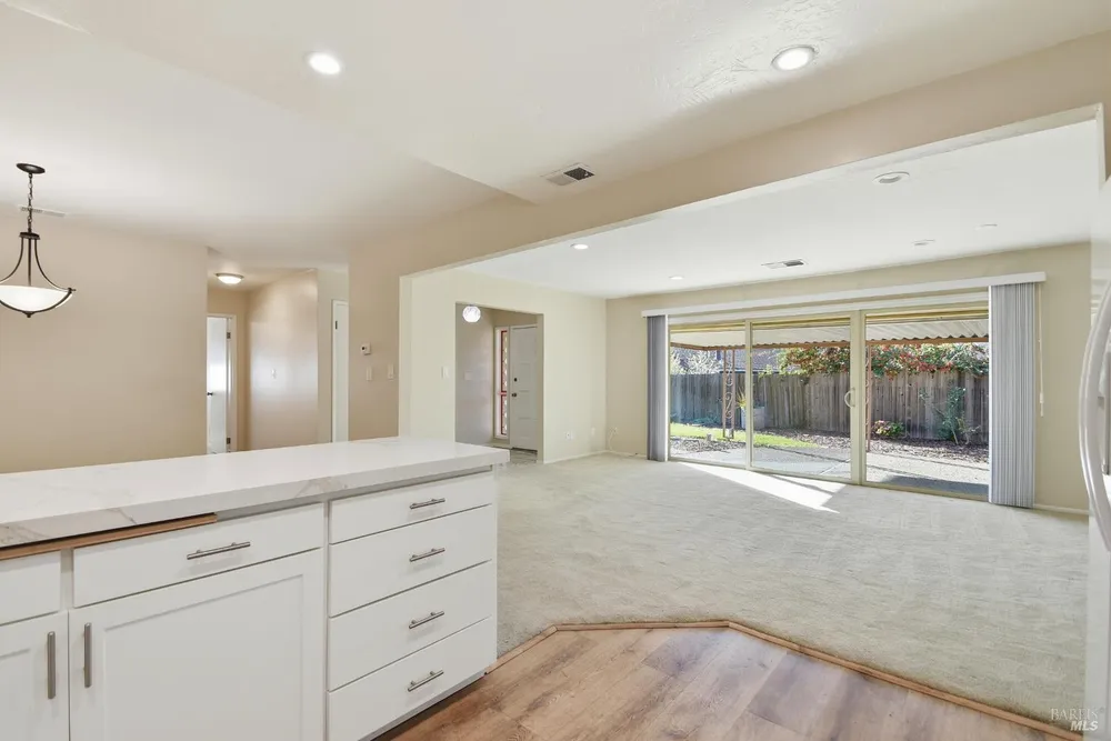 442 Las Casitas, Santa Rosa, CA 95403