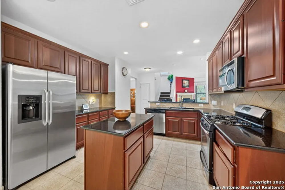 614 Colosseo Way, San Antonio, TX 78253