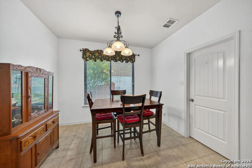 614 Colosseo Way, San Antonio, TX 78253