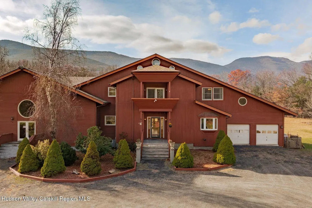 404 Winter Clove Rd, Round Top, NY 12473