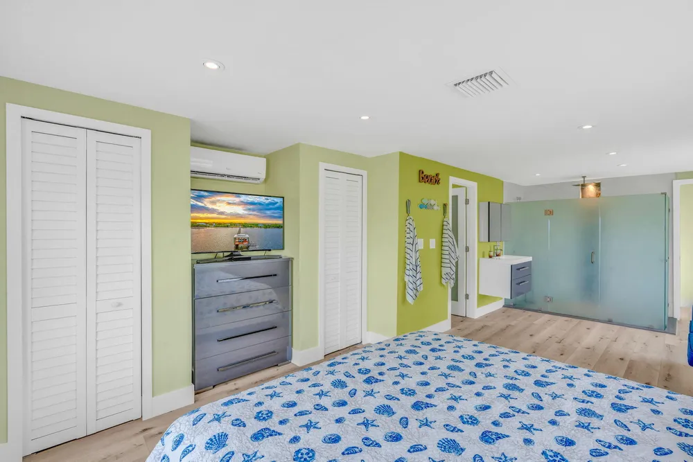30468 Oleander Blvd, Big Pine, FL 33043
