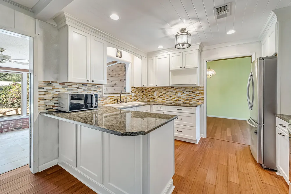 655 Merioneth Dr NE, Fort Walton Beach, FL 32547
