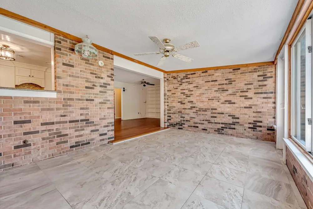 655 Merioneth Dr NE, Fort Walton Beach, FL 32547