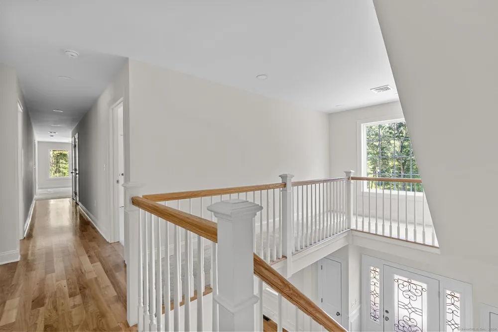289 Young St, East Hampton, CT 06424