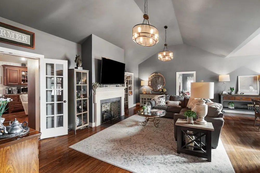 704 Walnut Ave, Dalton, GA 30720