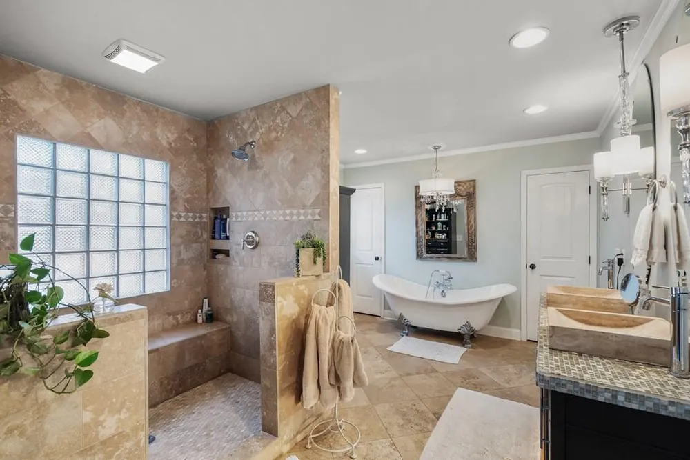 704 Walnut Ave, Dalton, GA 30720