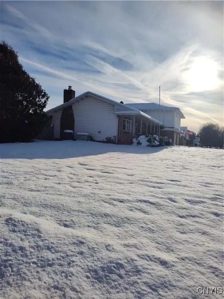 1610 N George St, Rome, NY 13440
