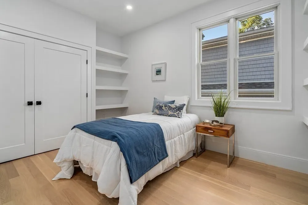 89 University Rd, Brookline, MA 02445
