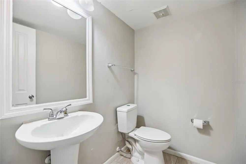 1310 Mountain View Dr, Tampa, FL 33612