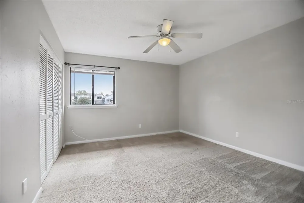 1310 Mountain View Dr, Tampa, FL 33612