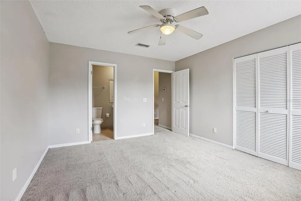 1310 Mountain View Dr, Tampa, FL 33612