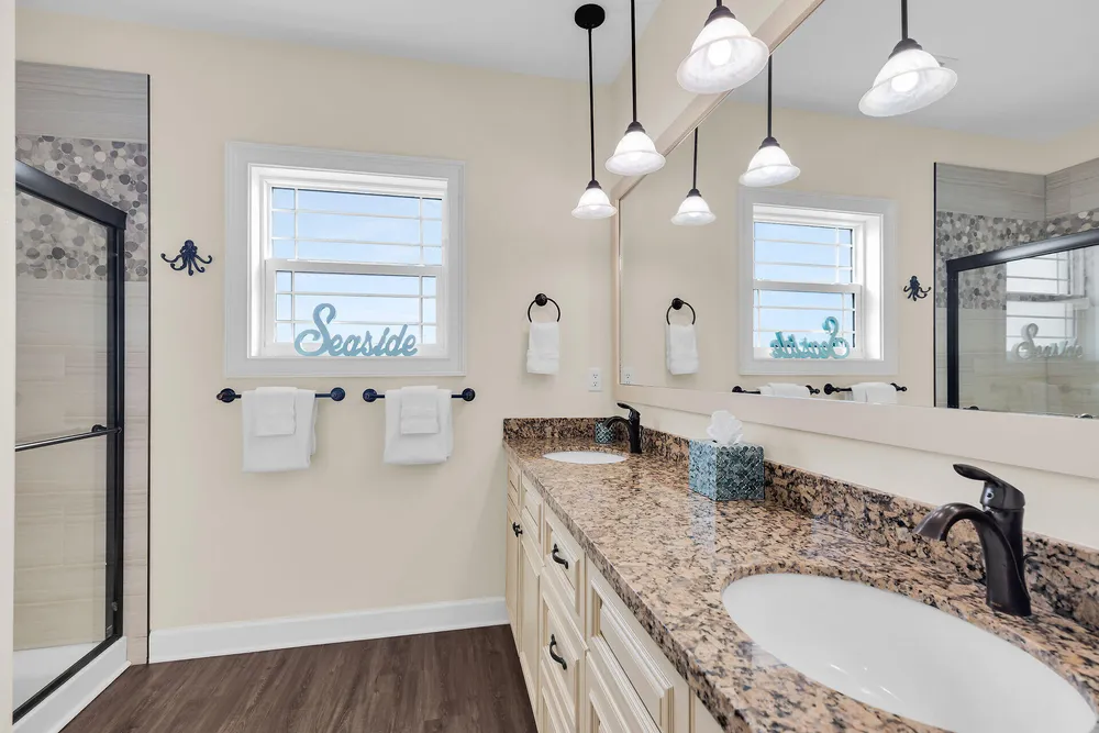 219 Sombrero Beach Rd, Marathon, FL 33050