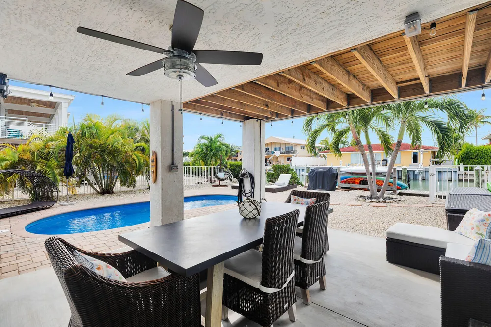 219 Sombrero Beach Rd, Marathon, FL 33050